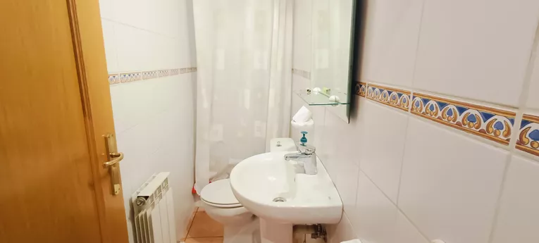 Casa en excelentes condiciones en zona tranquila y bien comunicada en Llagostera.