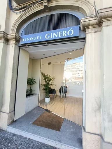 Maison en très bon état dans un quartier calme et bien desservi à Llagostera.