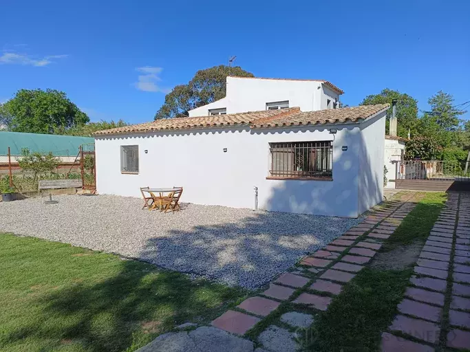 Maison à vendre à 2 km de la plage de Castell