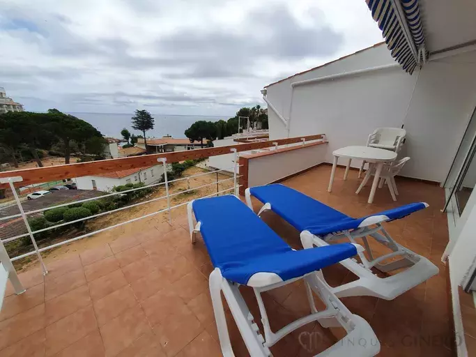 MAISON à VENDRE à Cala Salions avec vue sur la mer.