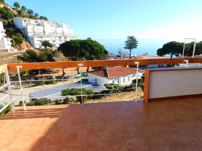 HOUSE for SALE in Cala Salions with sea views.