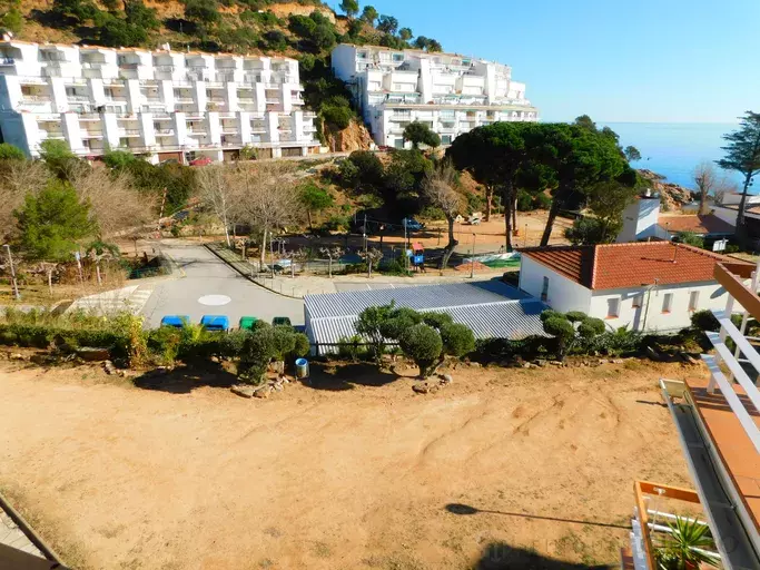 CASA en VENDA a Cala Salions amb vistes a mar.