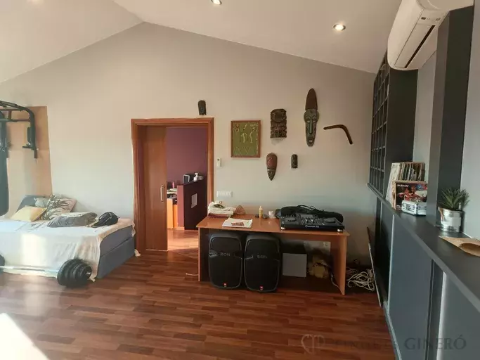 CASA en VENTA en el centro de Llagostera