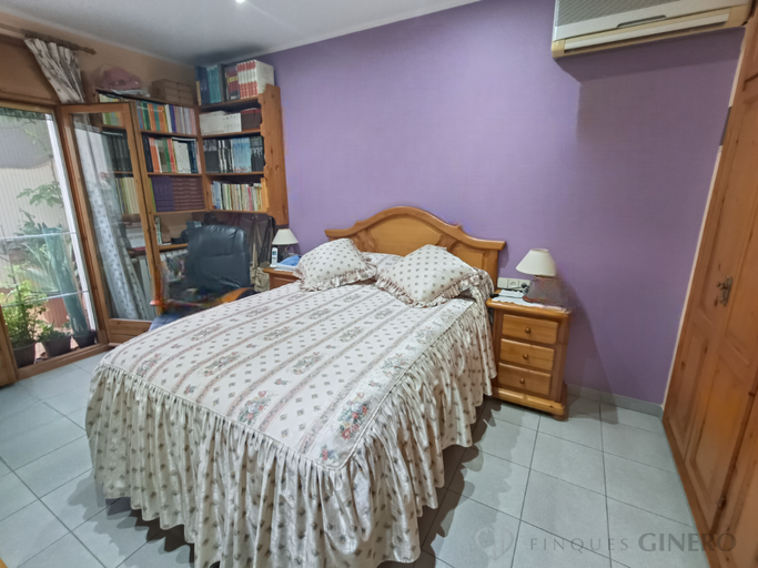 CASA ADOSADA EN VENTA EN EL CENTRO DE PALAFRUGELL