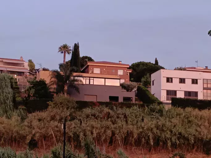 Casa unifamiliar con piscina en venta en la Urb. Sant Quirze - Calella.