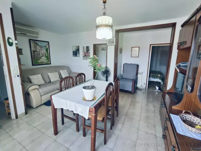 Appartement à vendre à Llagostera prêt à emménager.