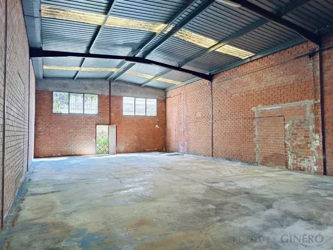 NAVE industrial en VENTA de 200m2