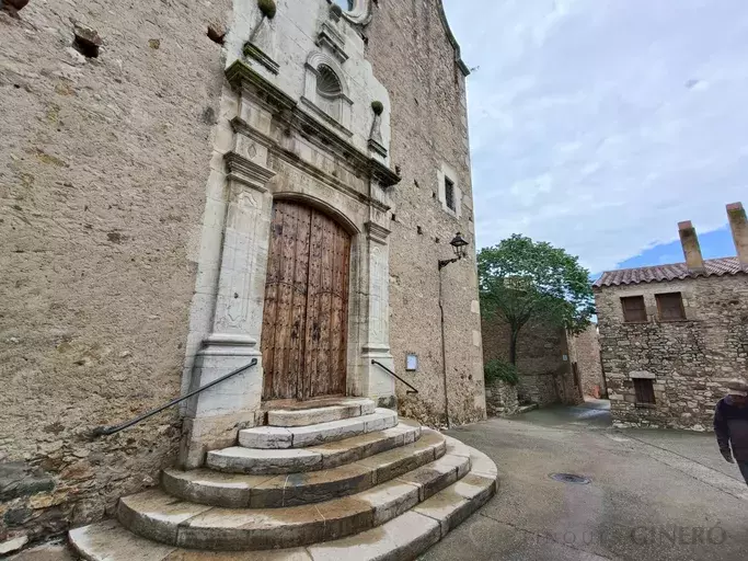 MAISON en EXCLUSIVITÉ dans le noyau ancien de Regencós.