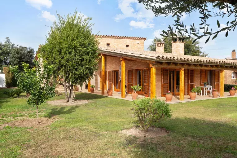 Maison à vendre à Porqueres (Banyoles) avec grand jardin