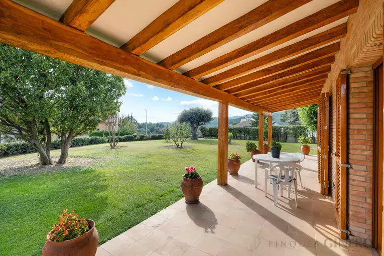 Maison à vendre à Porqueres (Banyoles) avec grand jardin